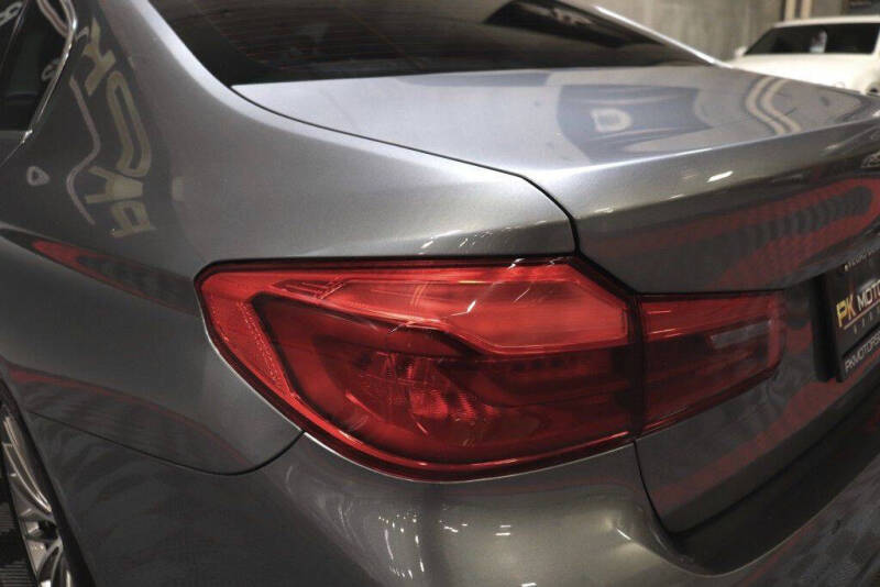 2017 BMW 5 Series 540i