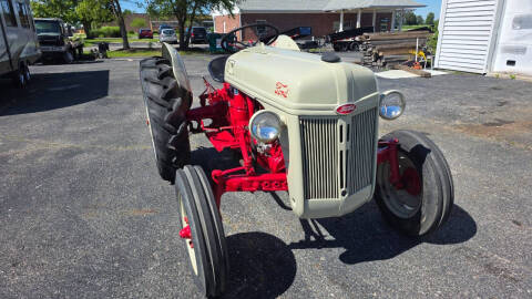 1952 Ford 8N Tractor