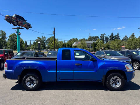 2007 Mitsubishi Raider LS