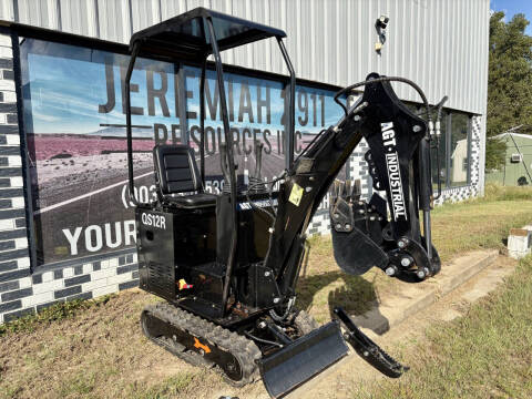2024 AGT MINI EXCAVATOR QS12R