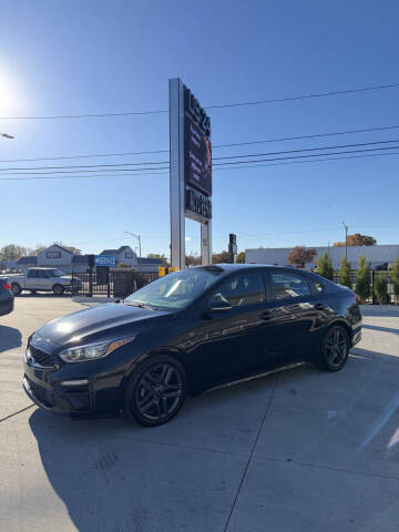 2020 Kia Forte GT Line