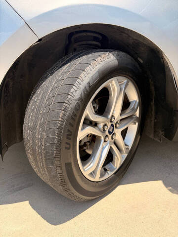 2017 Ford Edge Titanium