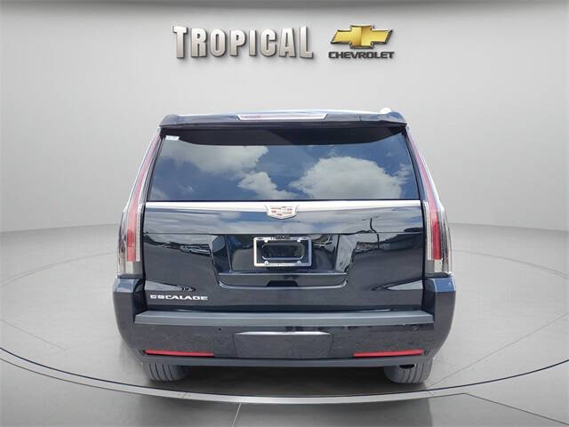 2020 Cadillac Escalade ESV Luxury