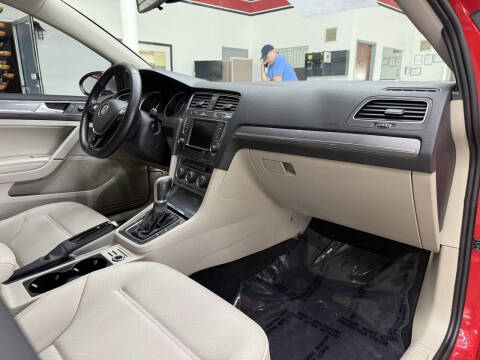2017 Volkswagen Golf Alltrack