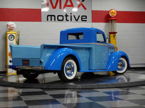 1942 Diamond T Pickup