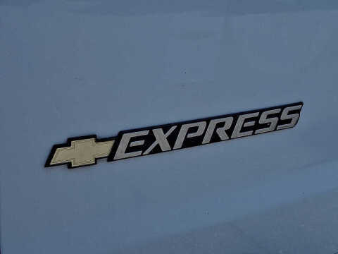 2024 Chevrolet Express 2500