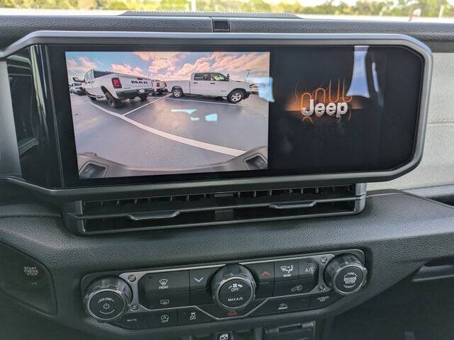 2026 Jeep Gladiator Sport