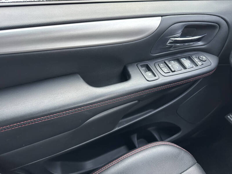 2017 Dodge Grand Caravan GT