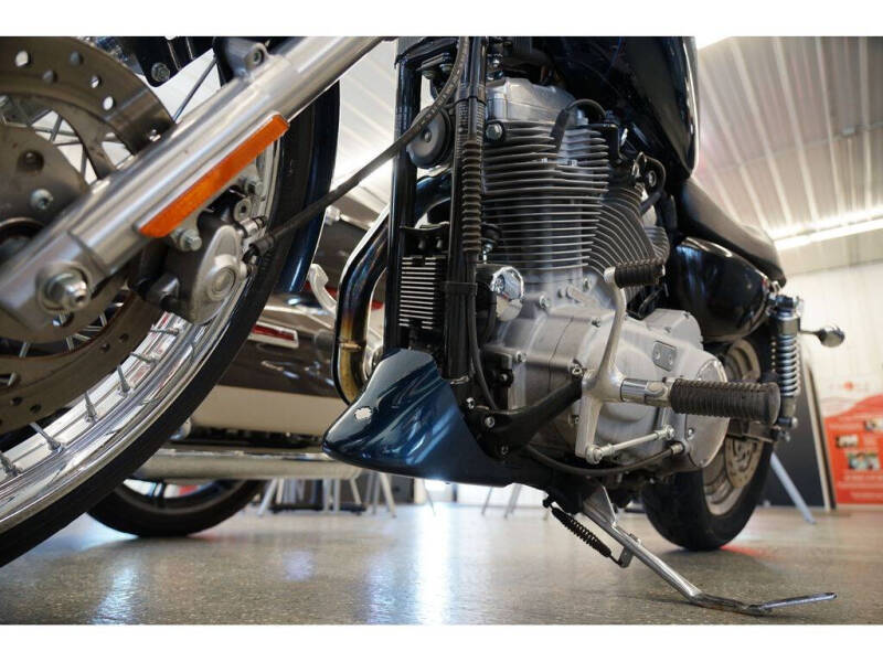 2004 Harley-Davidson XL883C