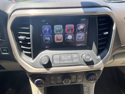 2017 GMC Acadia Denali