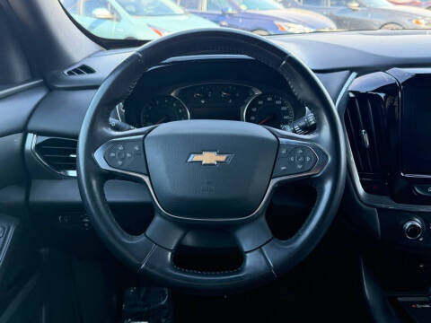 2022 Chevrolet Traverse LT Cloth