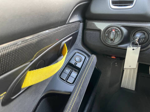 2016 Porsche Cayman GT4
