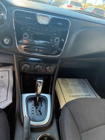 2012 Chrysler 200 Touring