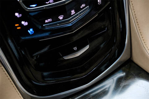 2019 Cadillac Escalade Platinum