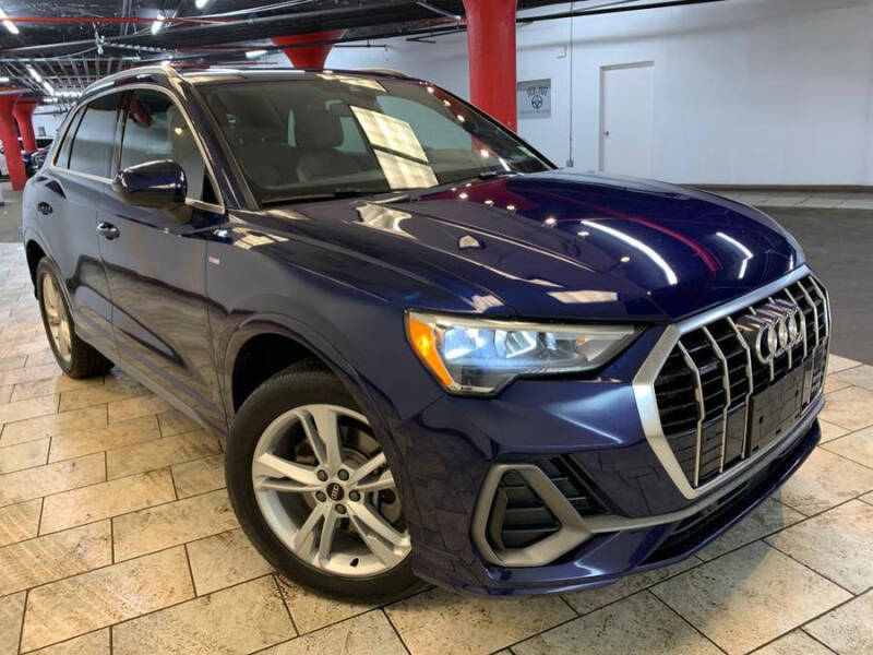 2022 Audi Q3 quattro S line Premium 45 TFSI