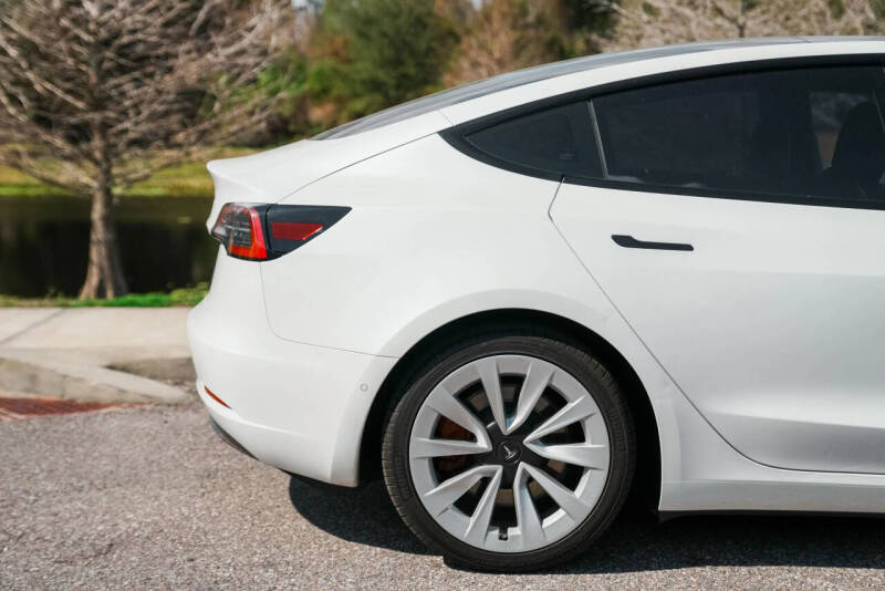 2021 Tesla Model 3 Standard Range Plus
