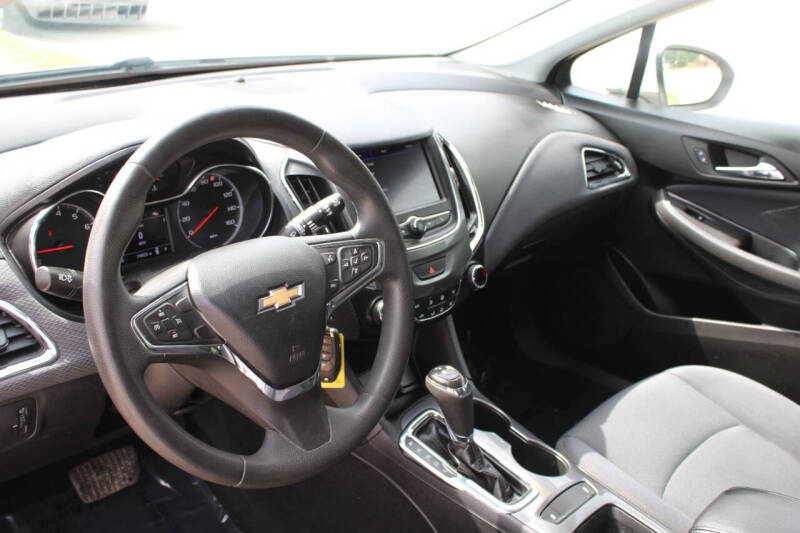 2019 Chevrolet Cruze LT