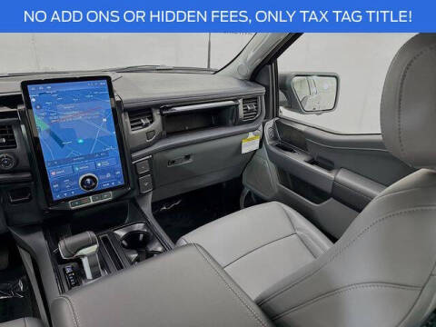 2025 Ford F-150 Lightning Flash