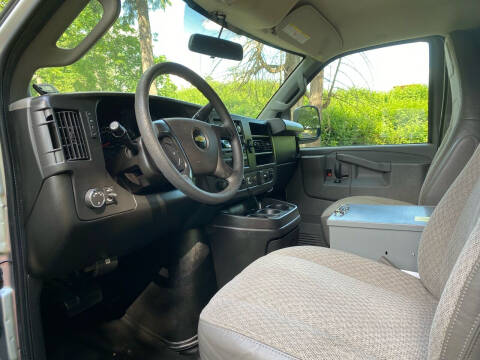 2016 Chevrolet Express 2500