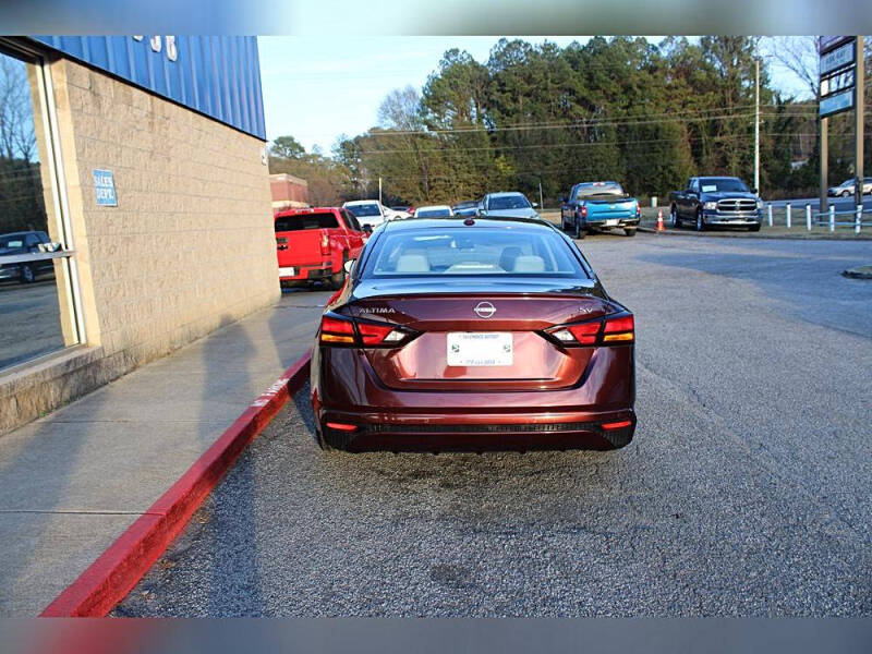 2023 Nissan Altima 2.5 SV