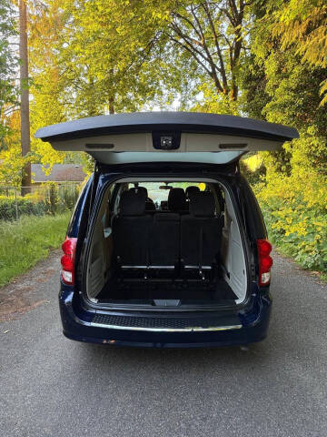 2014 Dodge Grand Caravan American Value Package
