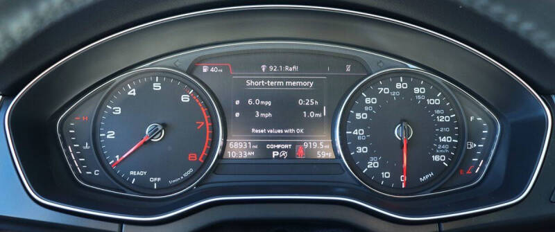 2020 Audi Q5 quattro Titanium Premium 45 TFSI