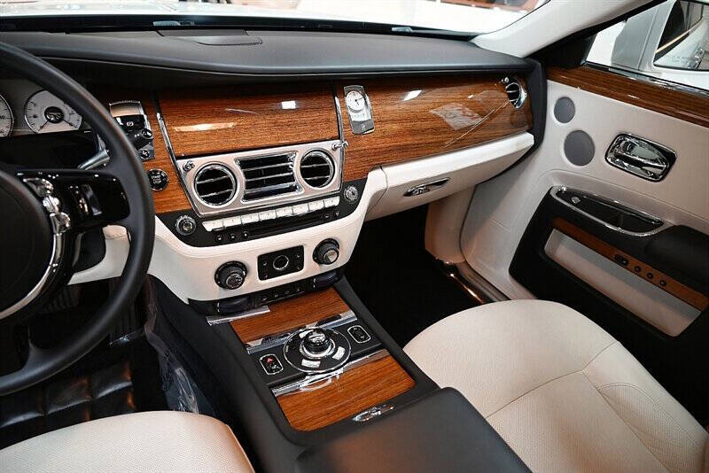 2013 Rolls-Royce Ghost 35