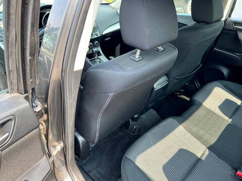 2013 Mazda MAZDA3 i Touring