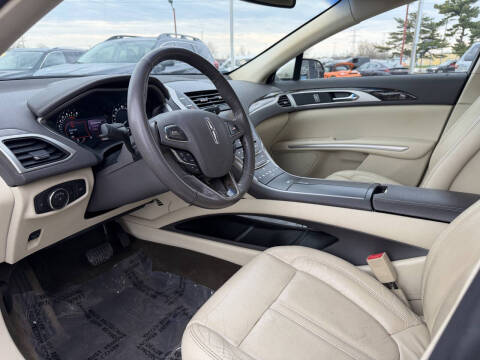2014 Lincoln MKZ