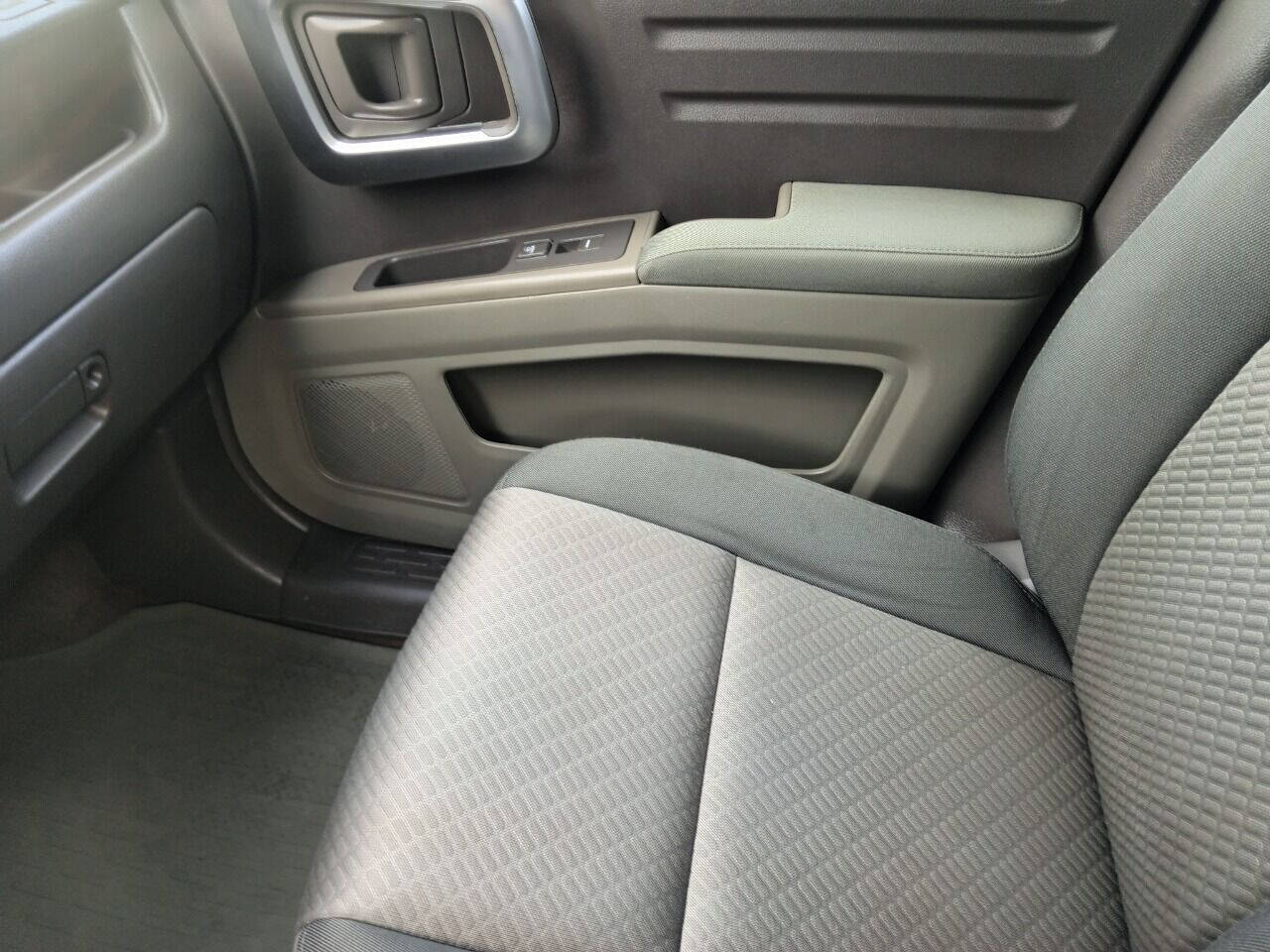 2007 Honda Ridgeline Pickup - $5,950