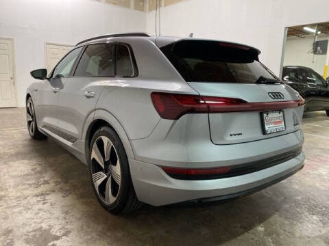 2023 Audi e-tron quattro Premium Plus