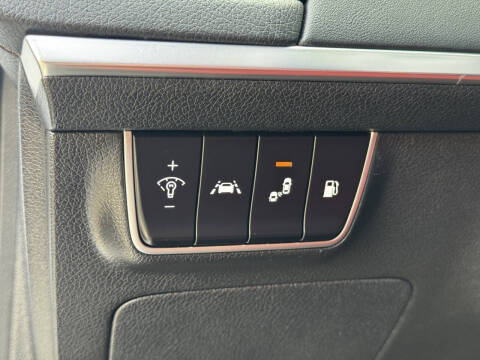 2020 Kia Stinger GT1