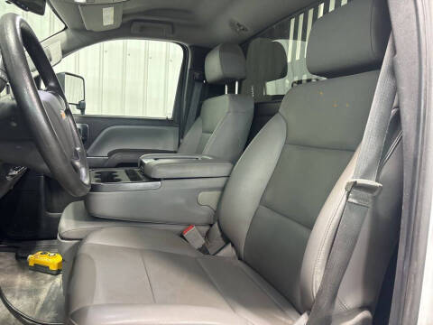 2023 Chevrolet Silverado 6500HD