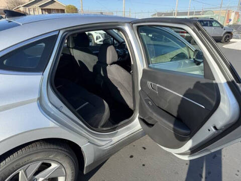 2025 Hyundai Sonata SE