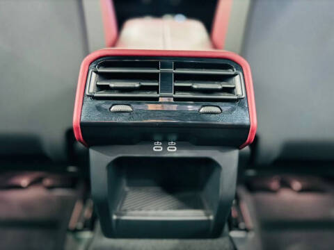 2024 BMW 5 Series 530i