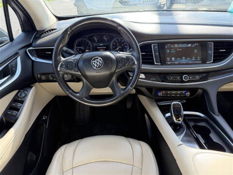 2018 Buick Enclave Essence