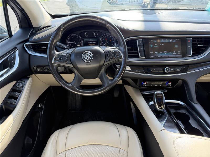 2018 Buick Enclave Essence