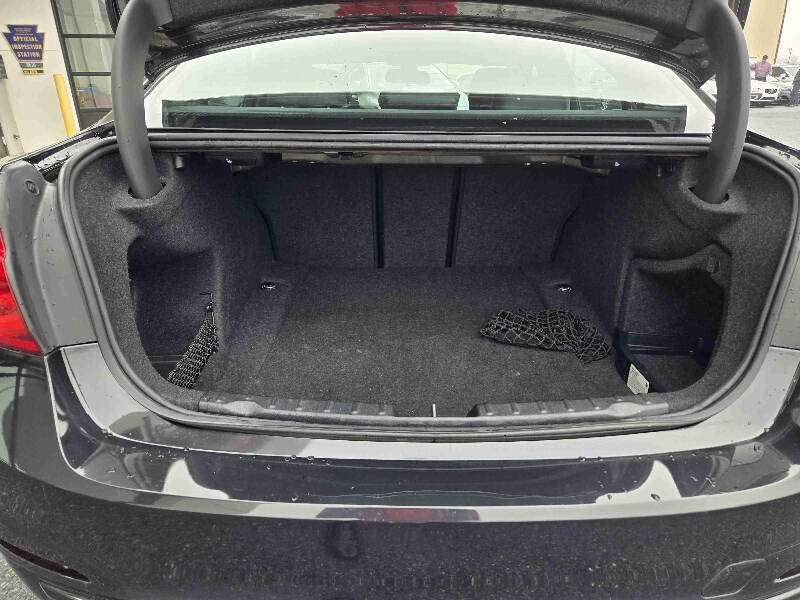 2018 BMW 3 Series 330i xDrive