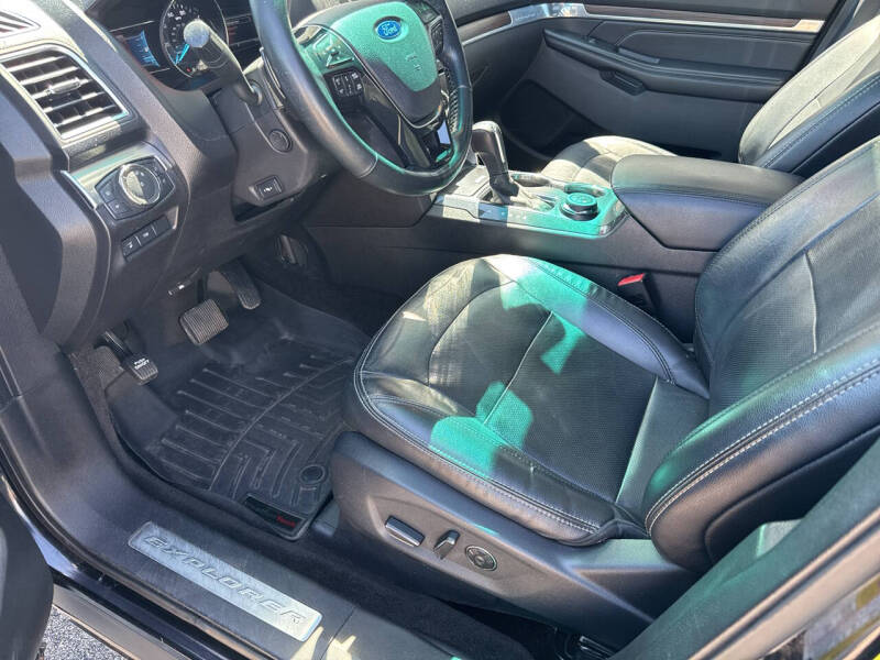2017 Ford Explorer Limited