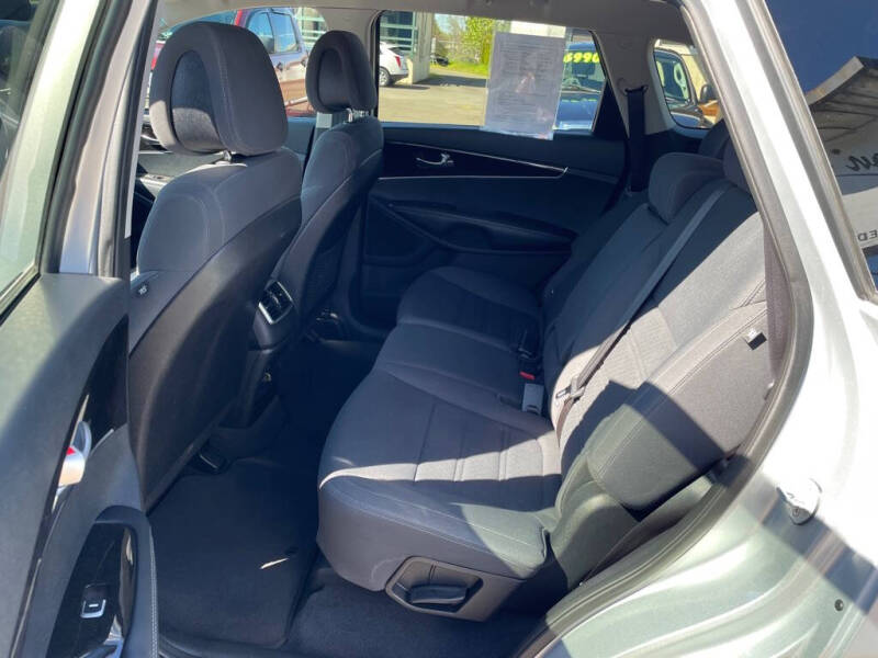 2016 Kia Sorento LX