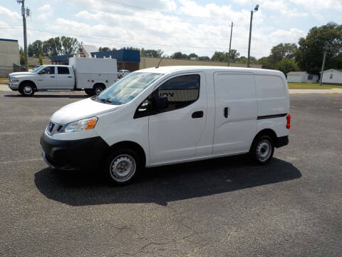 2019 Nissan NV200 for sale at Young's Motor Company Inc. in Benson NC