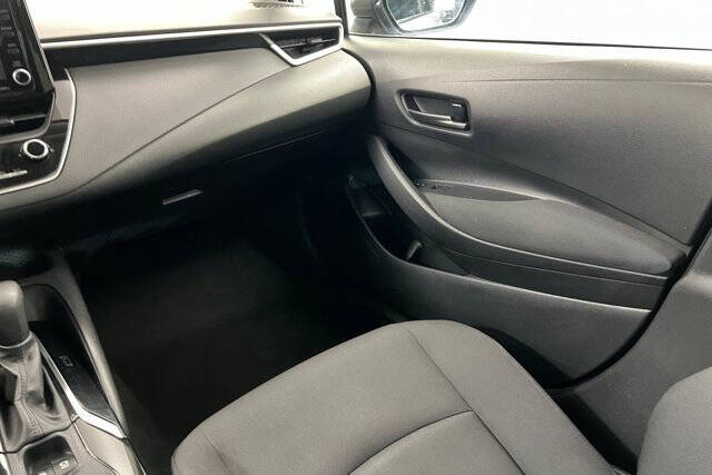 2022 Toyota Corolla LE