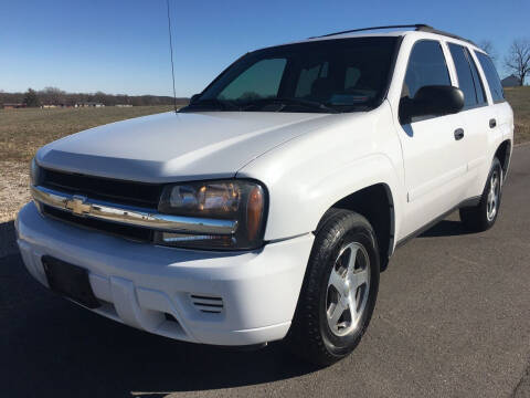 2006 Chevrolet TrailBlazer for sale at Hitt & Mis Auto in Cape Girardeau MO