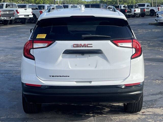 2023 GMC Terrain SLT