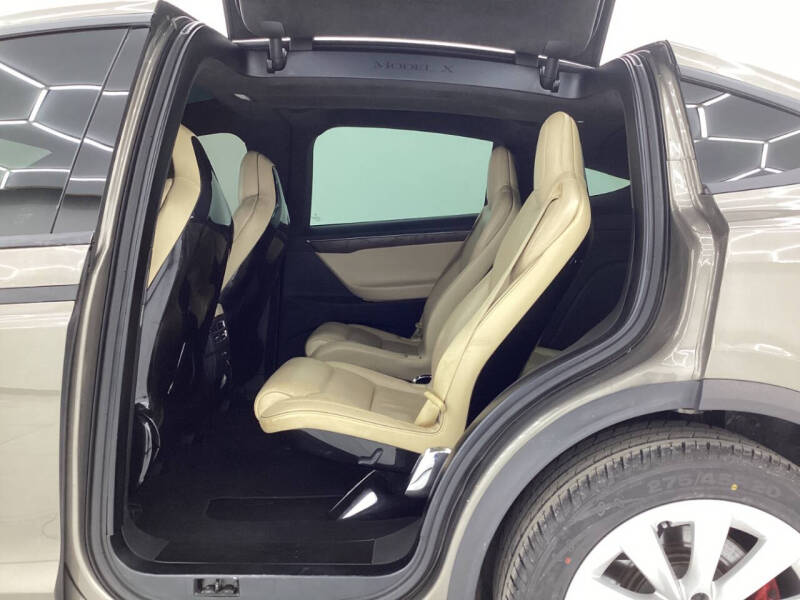 2016 Tesla Model X P90D