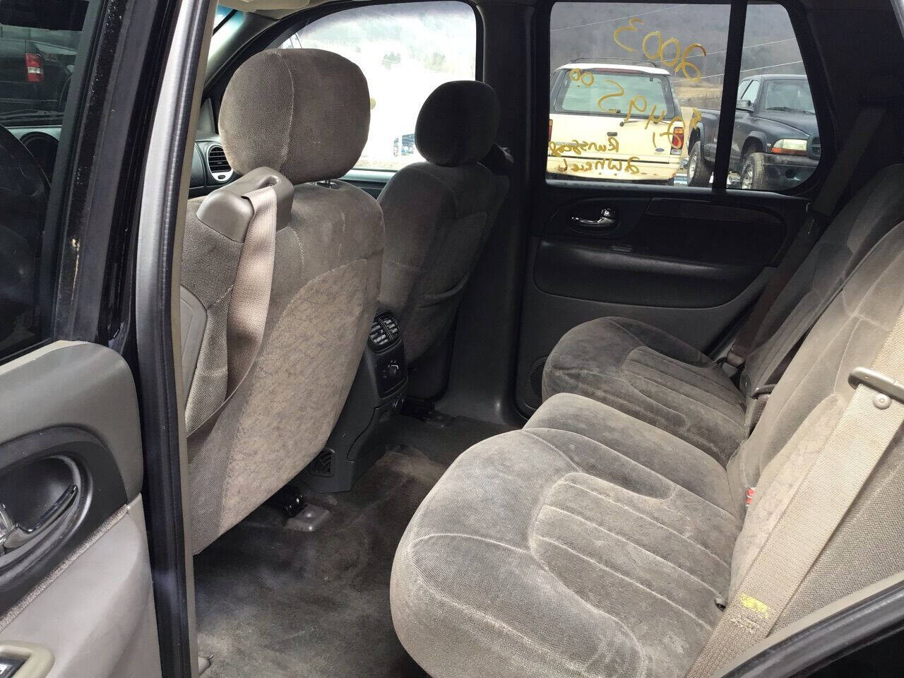 Black 2003 GMC Envoy SLT SLT 4dr SUV 10