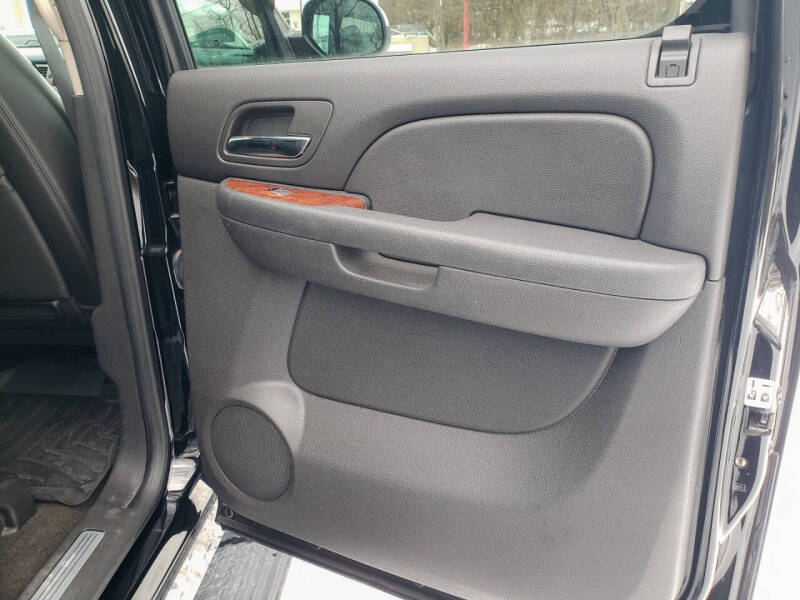 2013 Chevrolet Avalanche LTZ Black Diamond