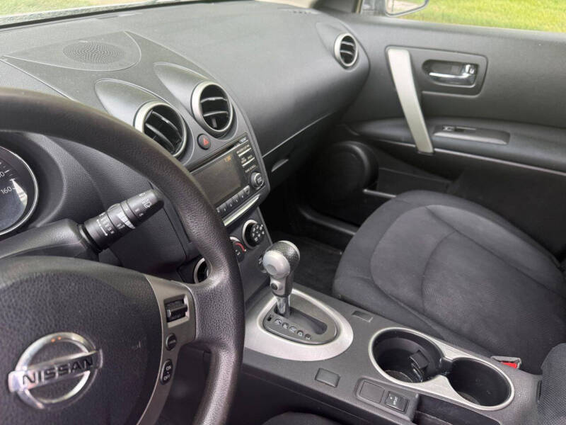 2013 Nissan Rogue S