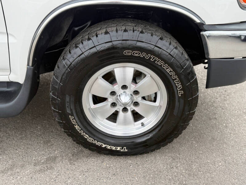 2002 Toyota 4Runner SR5