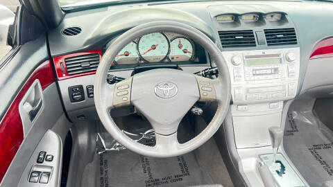2004 Toyota Camry Solara SLE V6